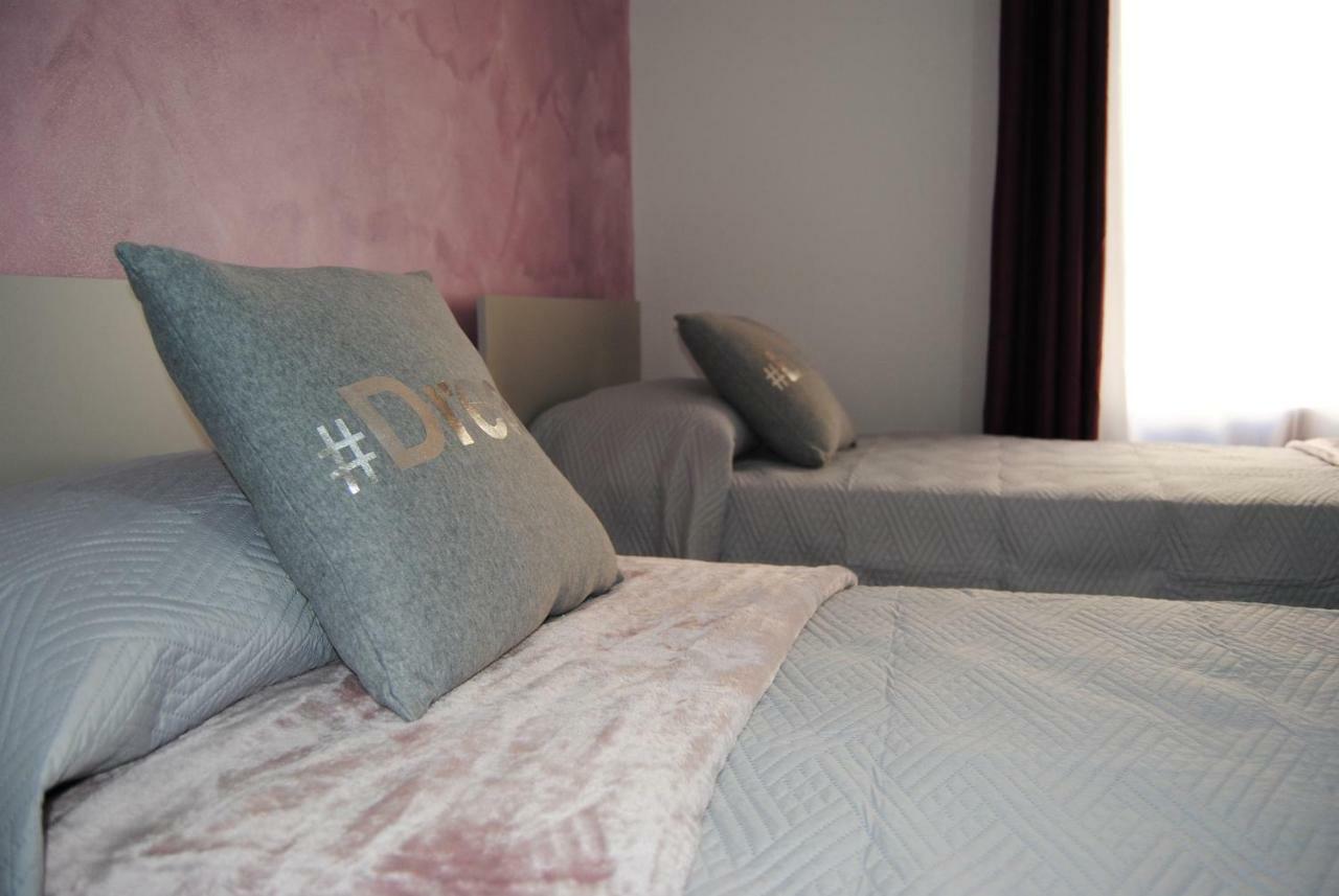 B&B Kenzia Olbia Exteriör bild