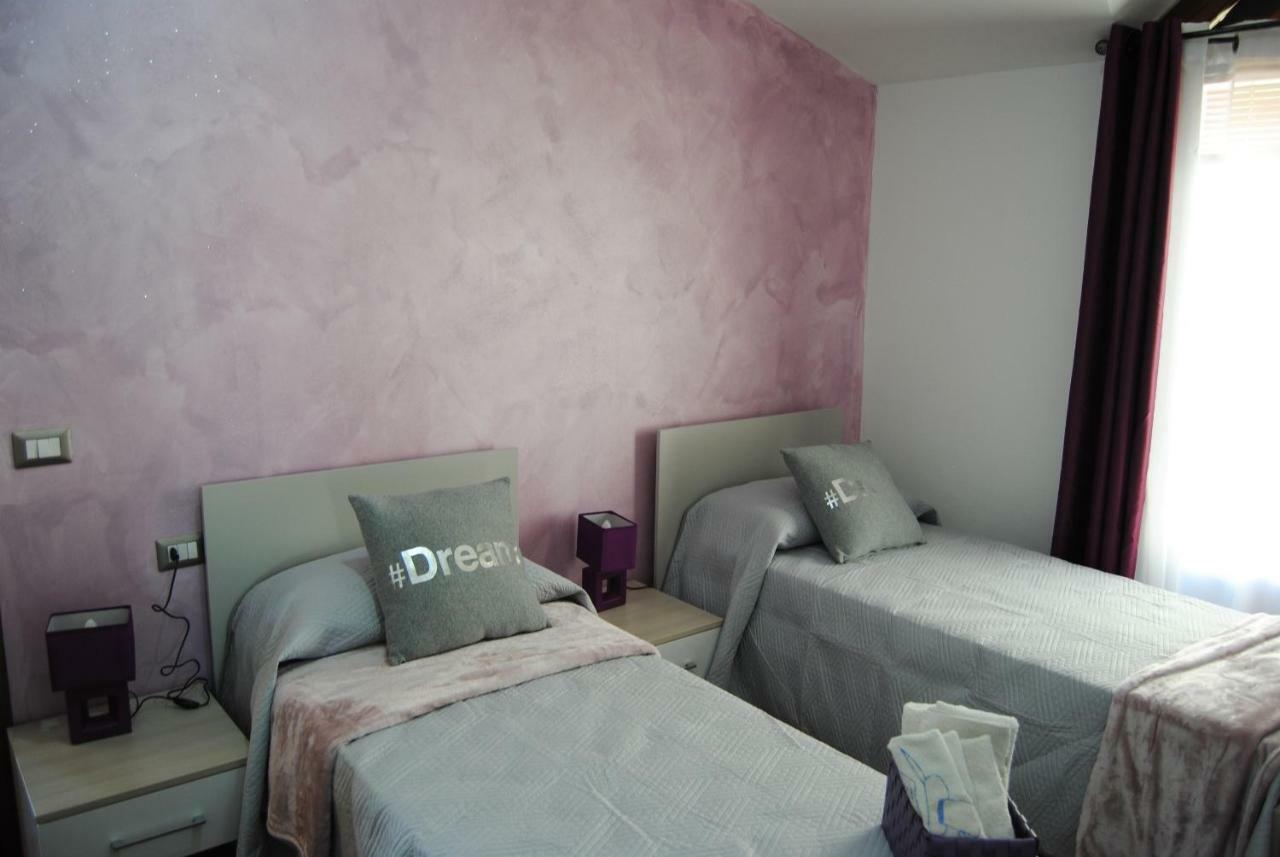 B&B Kenzia Olbia Exteriör bild