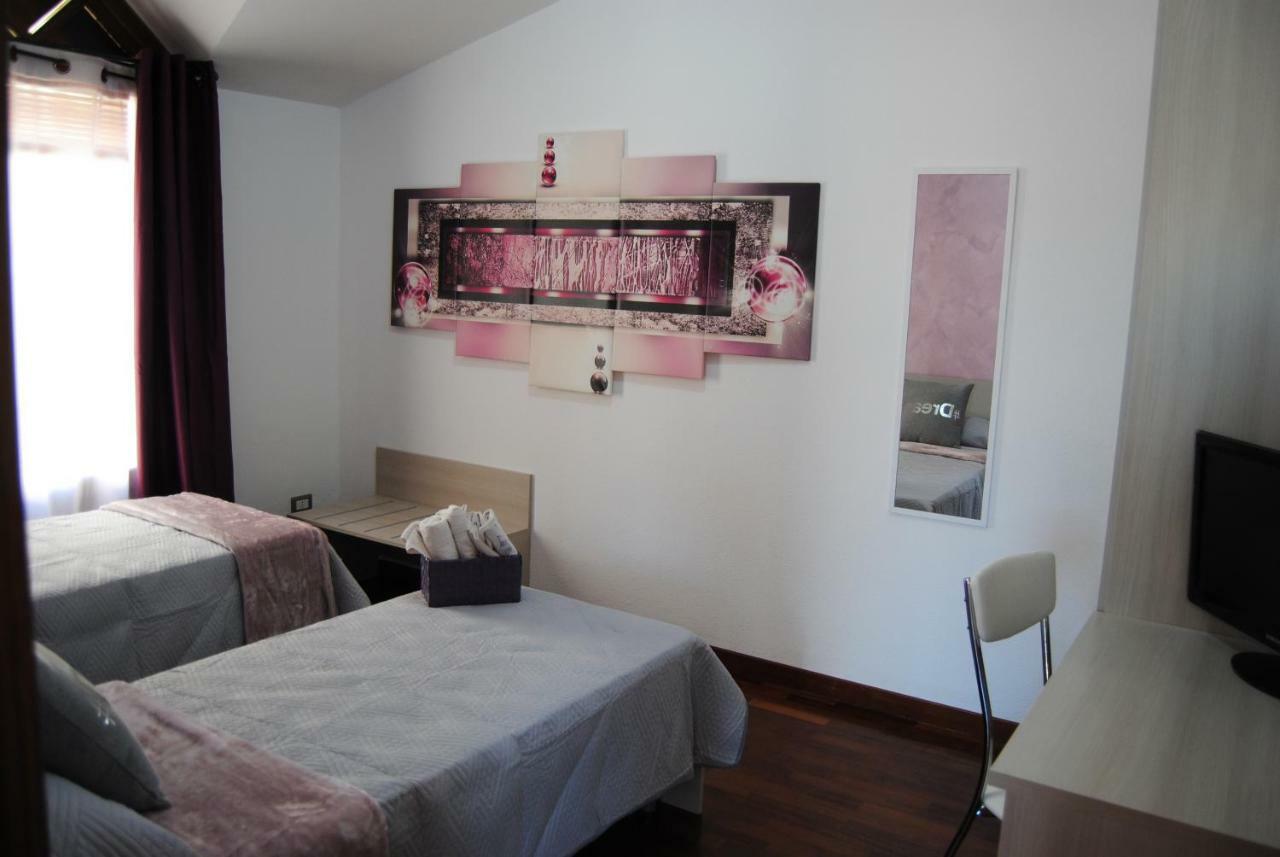 B&B Kenzia Olbia Exteriör bild