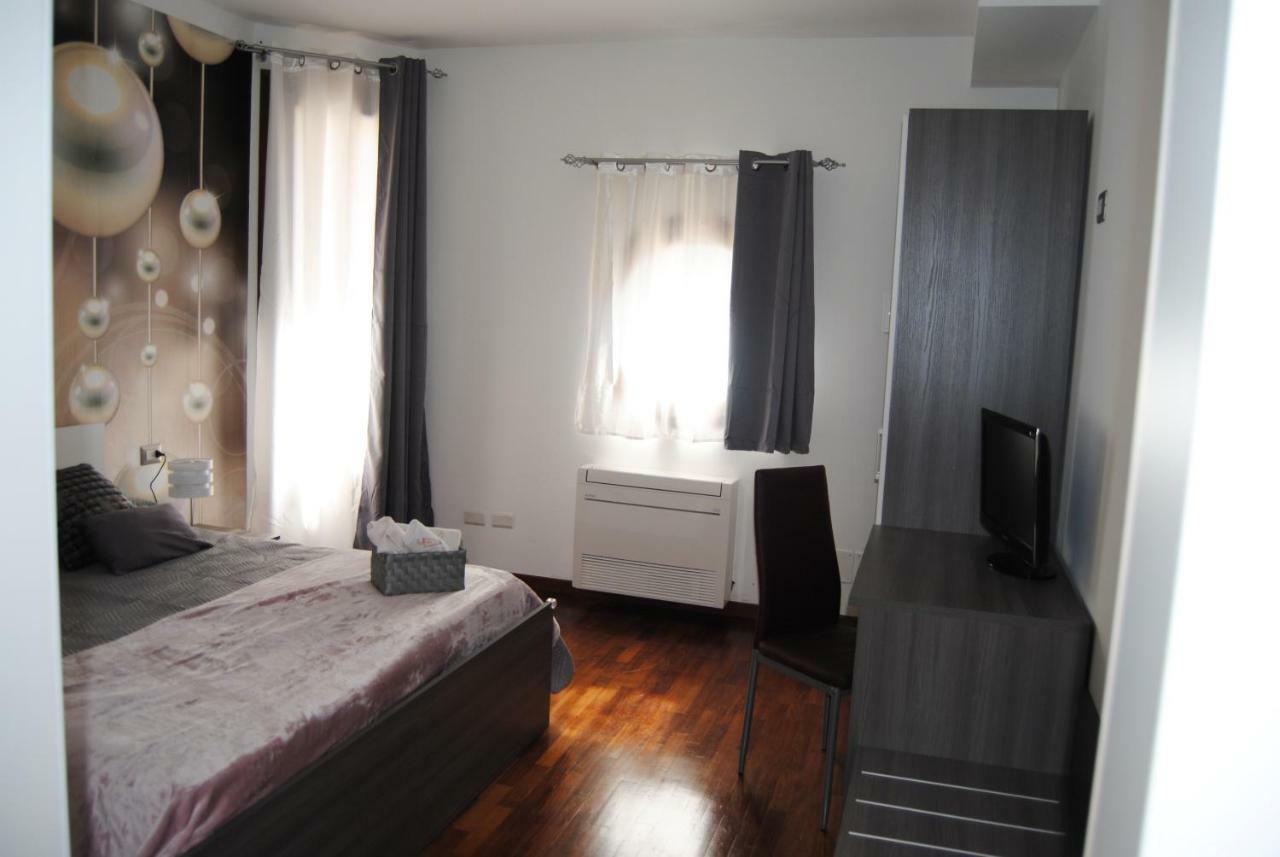B&B Kenzia Olbia Exteriör bild